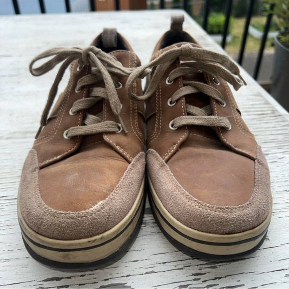 Men's Bass Brown Leather Lace-up Sneakers Size 9M - Picture 3 of 11